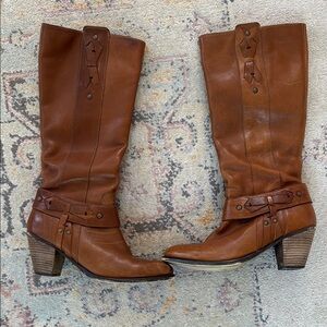 Bronx Brown Heeled Boots with Decorative Buckles